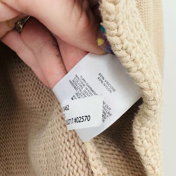 Express Brown Knit Low Neck Cropped Pullover Sweater Women’s Size M - Picture 3 of 7